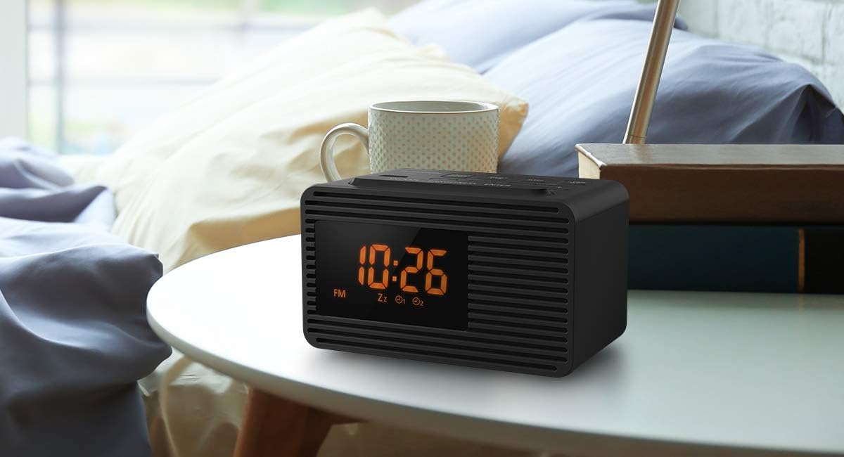 Panasonic Portable Dual Alarm Clock Radio (RC-800GN-K) – Black – AM/FM Presets, Dual Alarm – Ex-Display