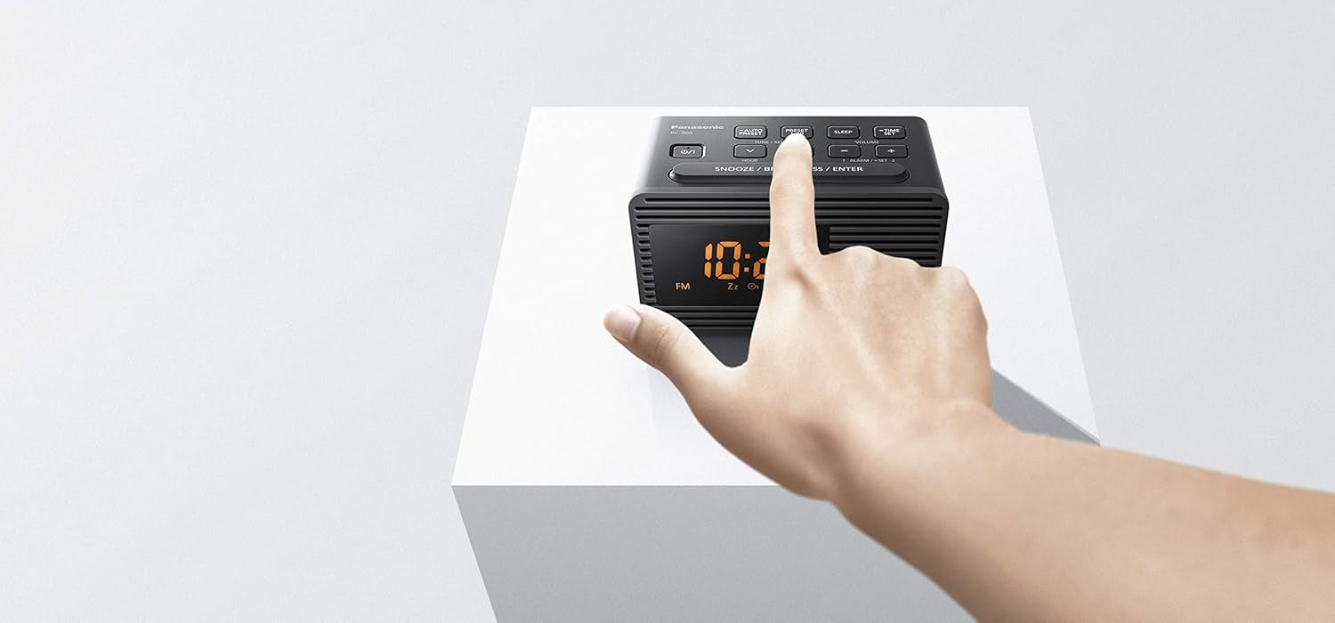 Panasonic Portable Dual Alarm Clock Radio (RC-800GN-K) – Black – AM/FM Presets, Dual Alarm – Ex-Display
