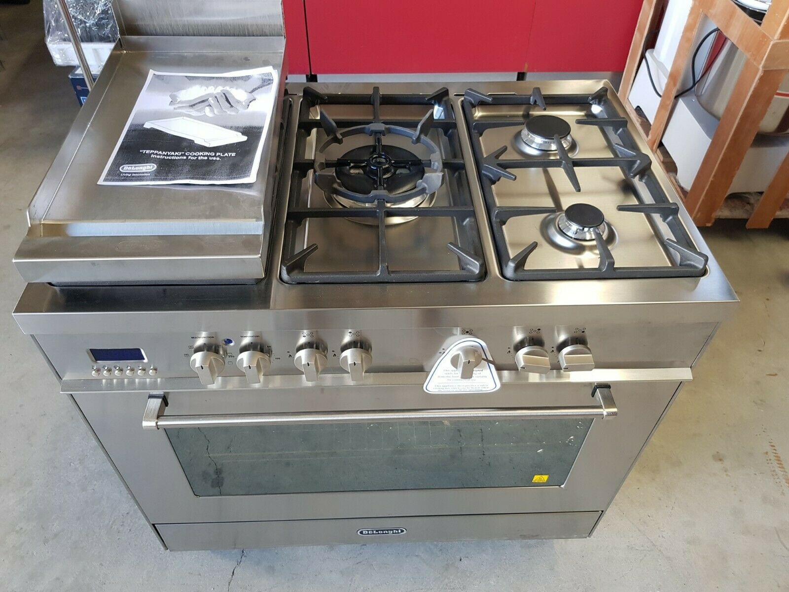 Freestanding Oven 90cm with Gas Cooktop – DEFP907S